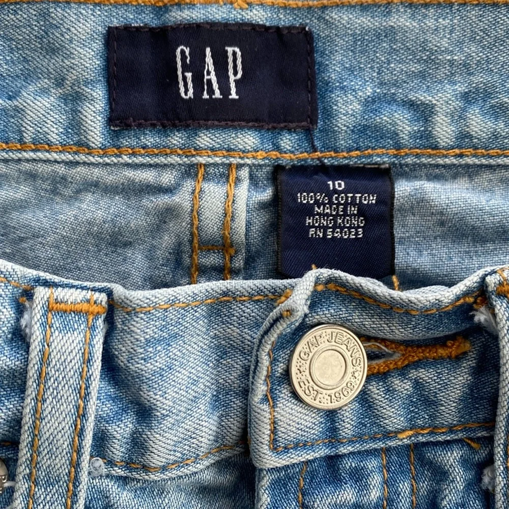 GAP  Patched Straight Leg Jeans - Size 10 - EUC